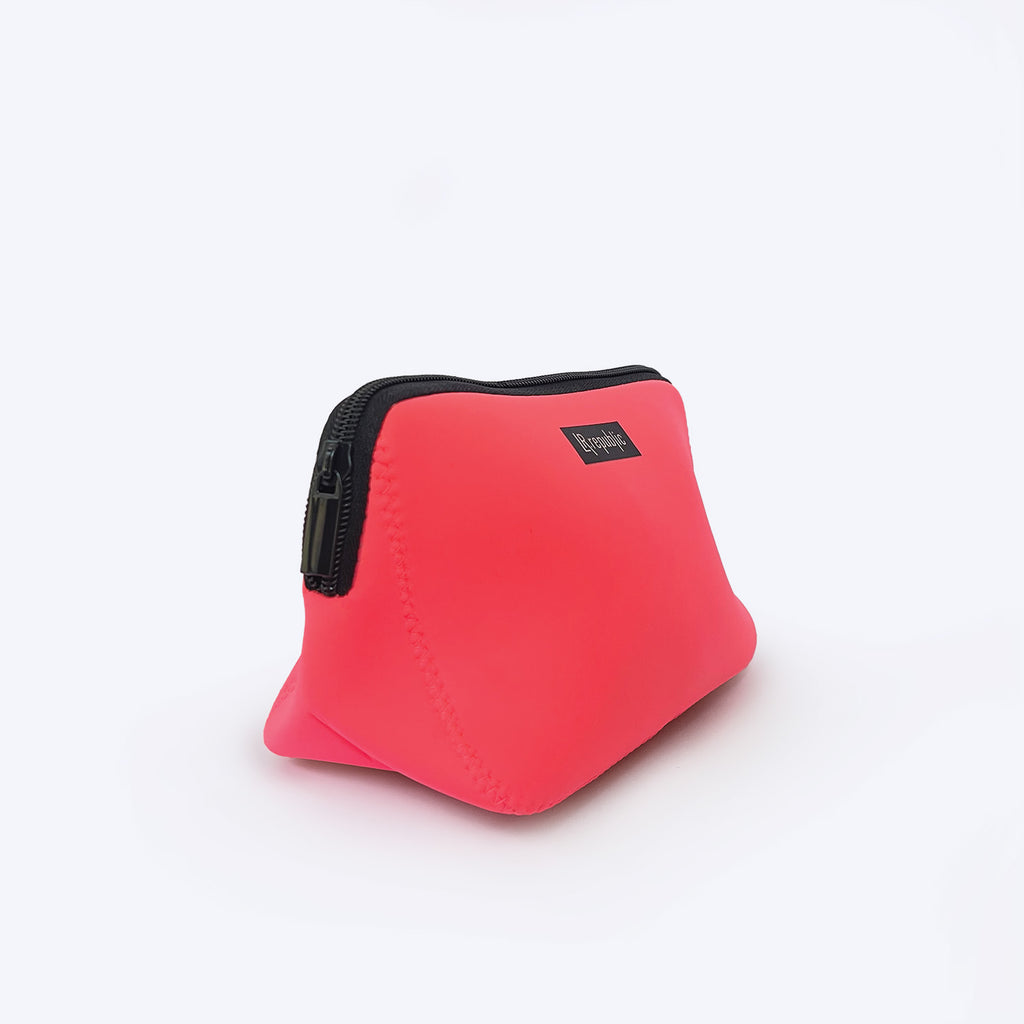 Essential Neoprene Pouch