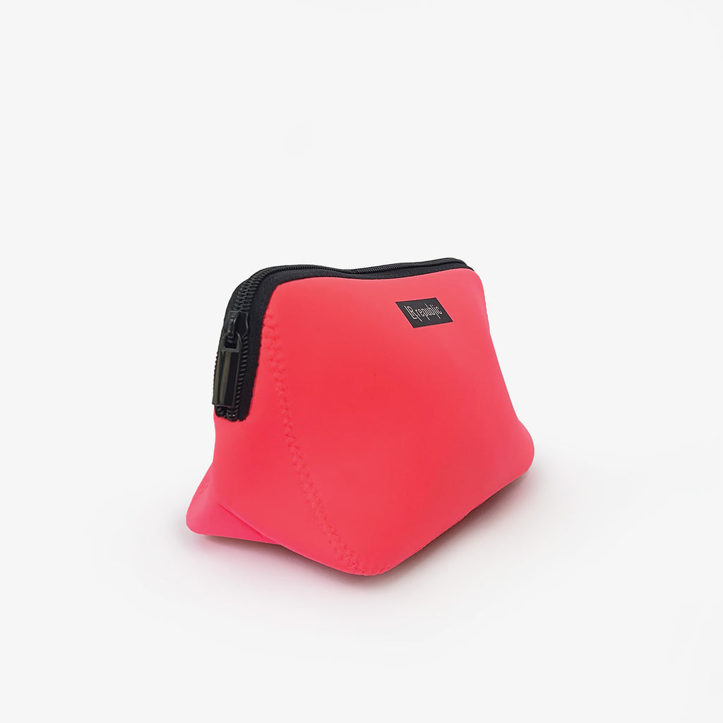 Essential Neoprene Pouch