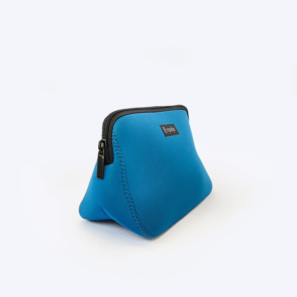 Essential Neoprene Pouch